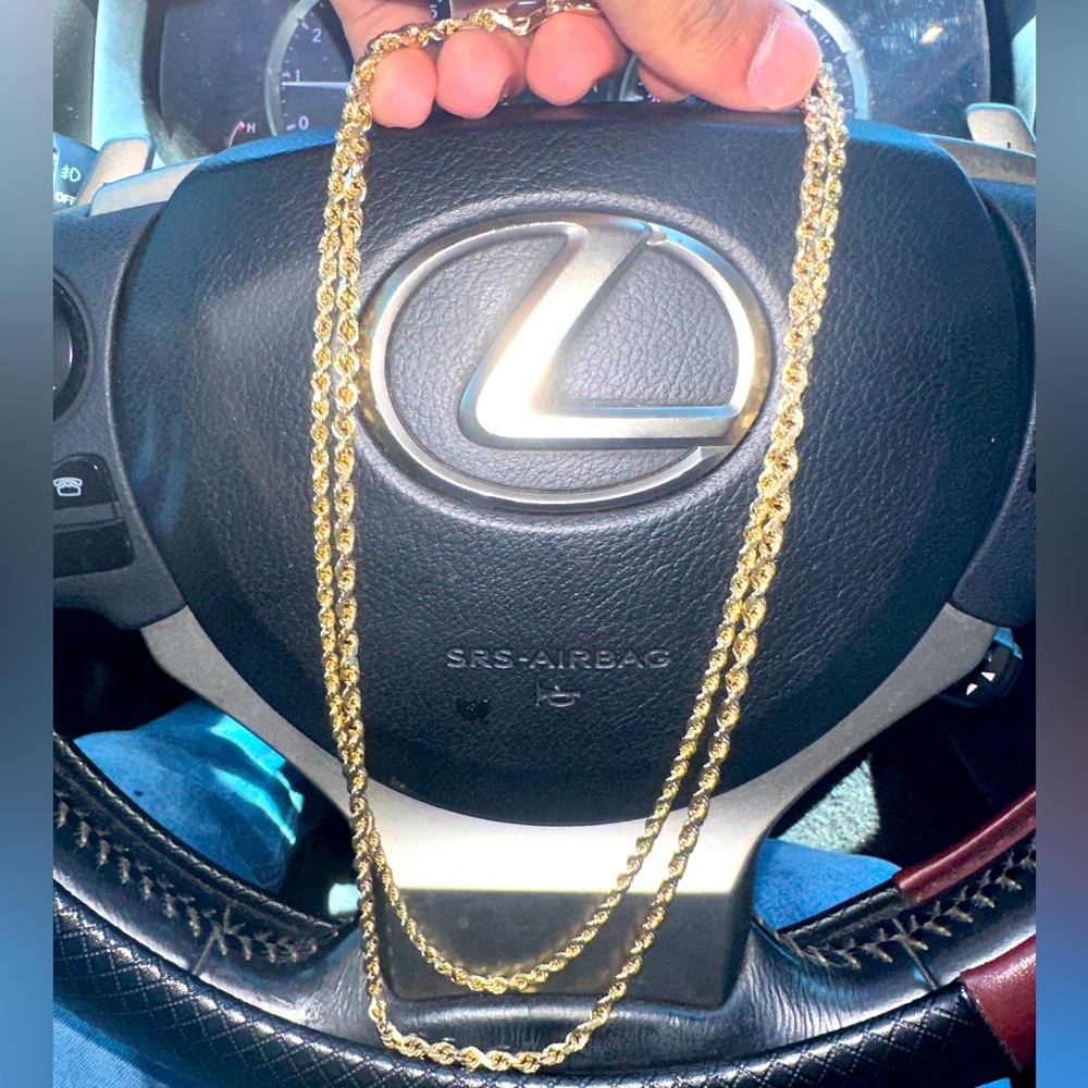 14k SOLID GOLD ROPE CHAIN !